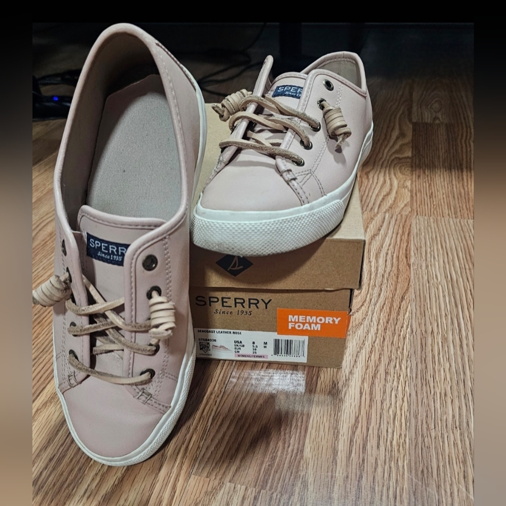 Sperry Women's Blush Sneakers